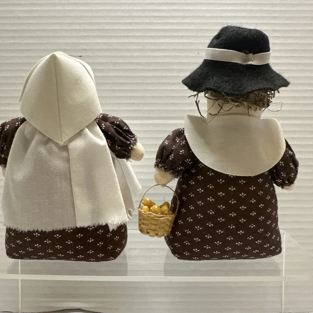 Handcrafted‎ Pilgrim Couple Shelf Sitters Thanksgiving Harvest Country Decor